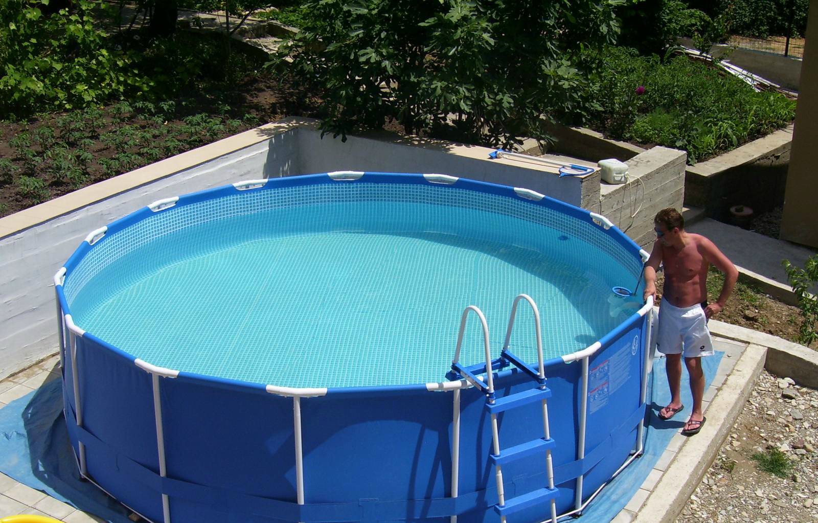 Как установить каркасный бассейн на даче - пошаговая инструкция