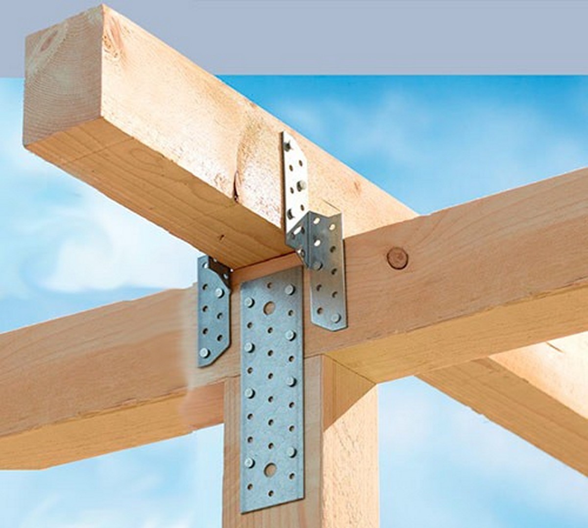 Крепежи для деревянных конструкций: виды, особенности применения и советы по выбору размеров