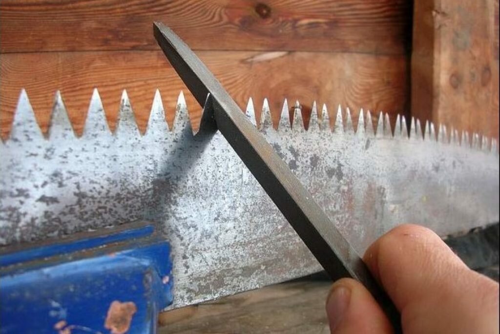 Как заточить каленую ножовку по дереву • evdiral.ru