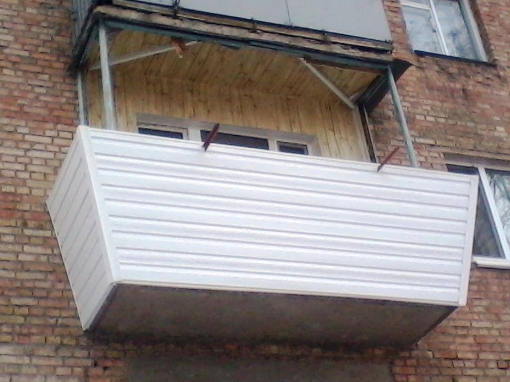 Отделка балкона своими руками, пошаговая инструкция с рекомендациями