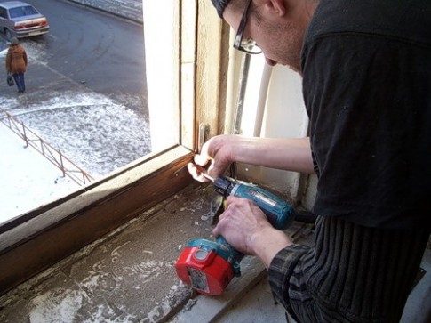 Как самостоятельно обновить старые деревянные окна