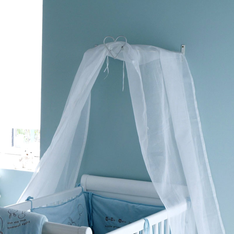 Кровать с балдахином в спальне: какие бывают, зачем нужны и правила выбора