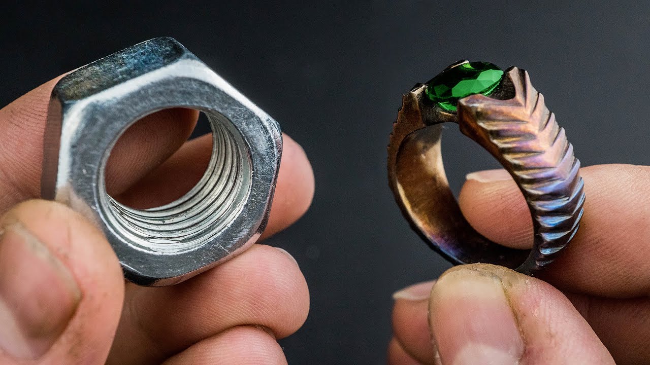 Из обычной латунной гайки можно также использовать стальную можно сделать своими руками оригинальное и интересное мужское кольцо