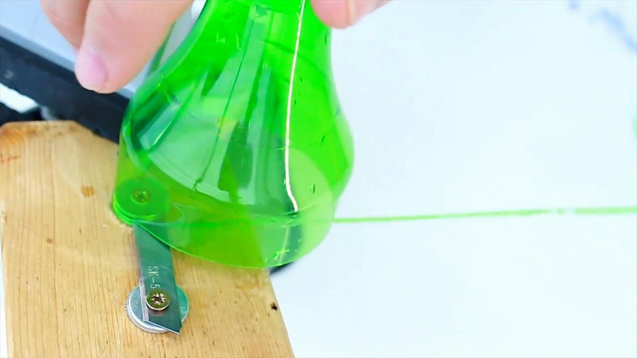 Приспособление для нарезки пластиковых бутылок в ленту [инструкция]