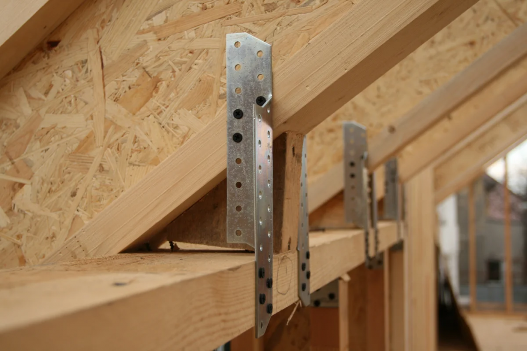 Крепежи для деревянных конструкций – виды и производители перфорированных крепежных элементов